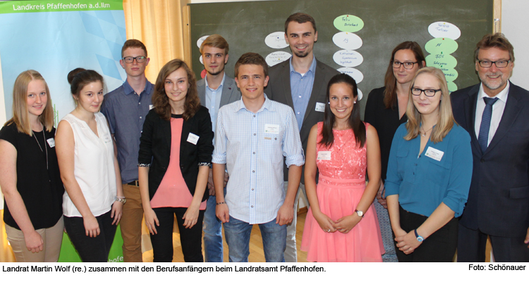 Zehn Berufsanfänger beim Landratsamt Pfaffenhofen